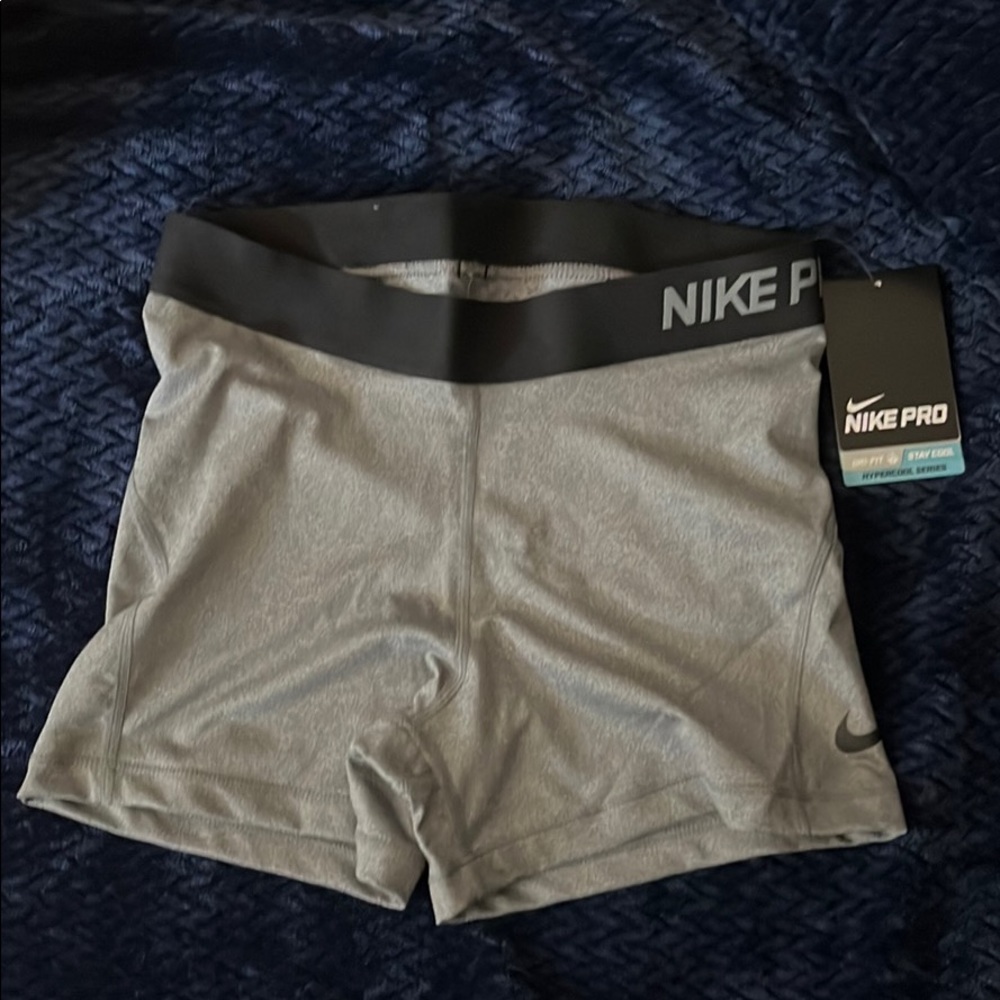 **New** Nike Pro Dri-fit short